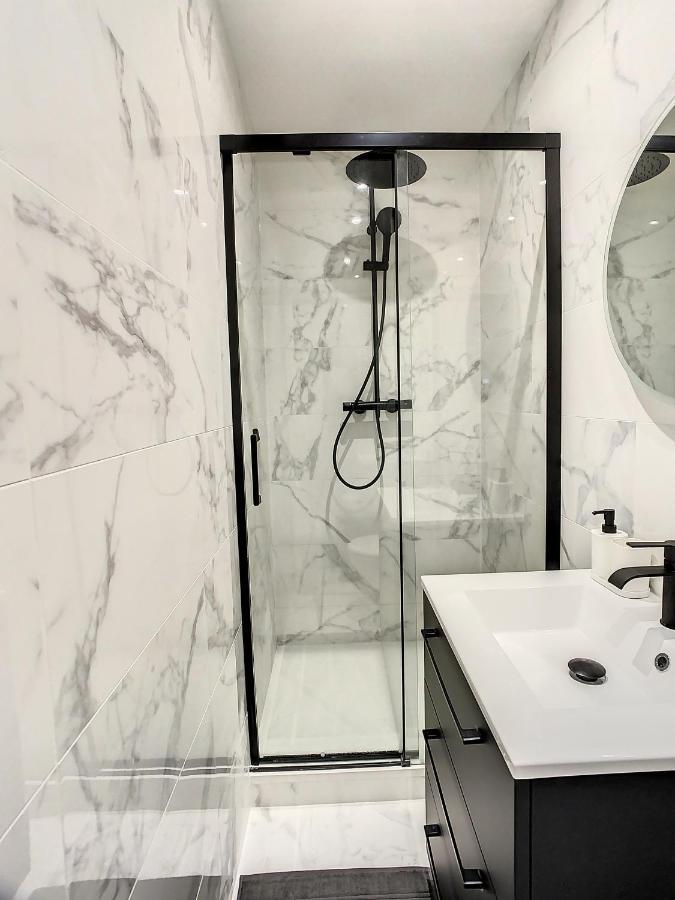 Grand Cozy Appart - Proche Metro Paris - Spots Touristiques Ivry-sur-Seine Exterior photo